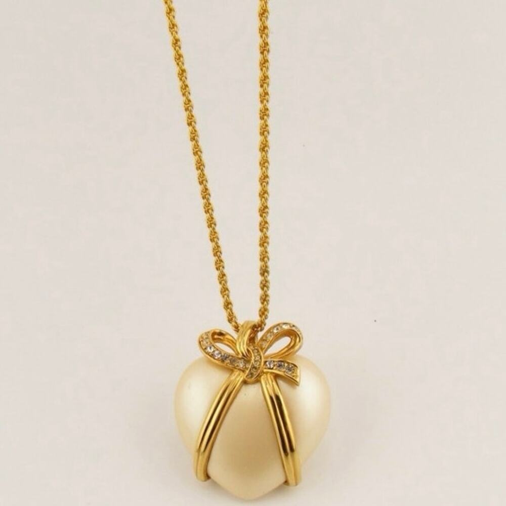 Joan Rivers Classics Collection Gold Heart Necklace - Picture 9 of 9